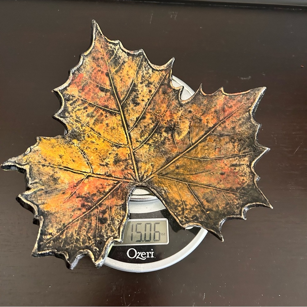 Vintage Ceramic Maple Leaf Dish Hand Crafted Fall Decor Trinket Tray 9” - Picture 6 of 6